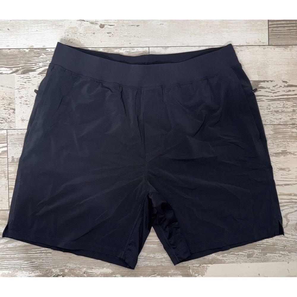 Fabletics Shorts Mens XL Black 7 Inseam Franchise Athletic Gym Training Running